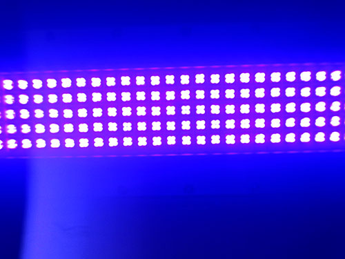UV-LED固化機技術因節(jié)能、環(huán)保成為UV LED面光源發(fā)展方向